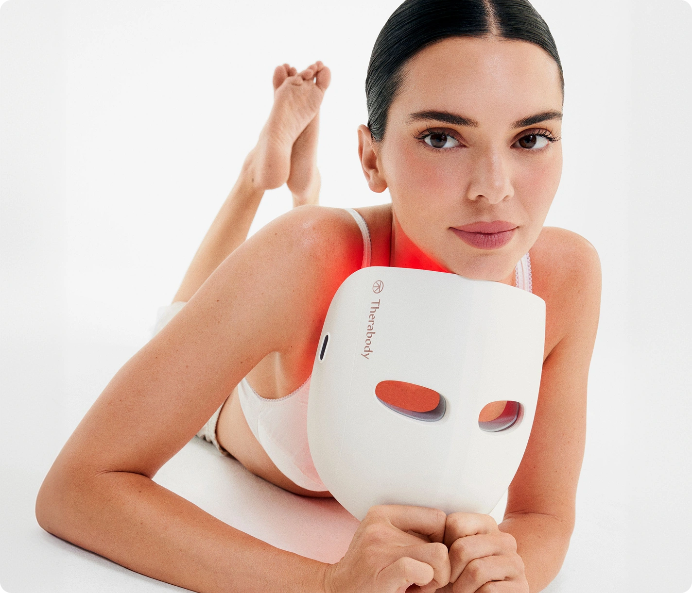 Anti-Aging Bundle: TheraFace Mask Glo + Depuffing Wand | Therabody