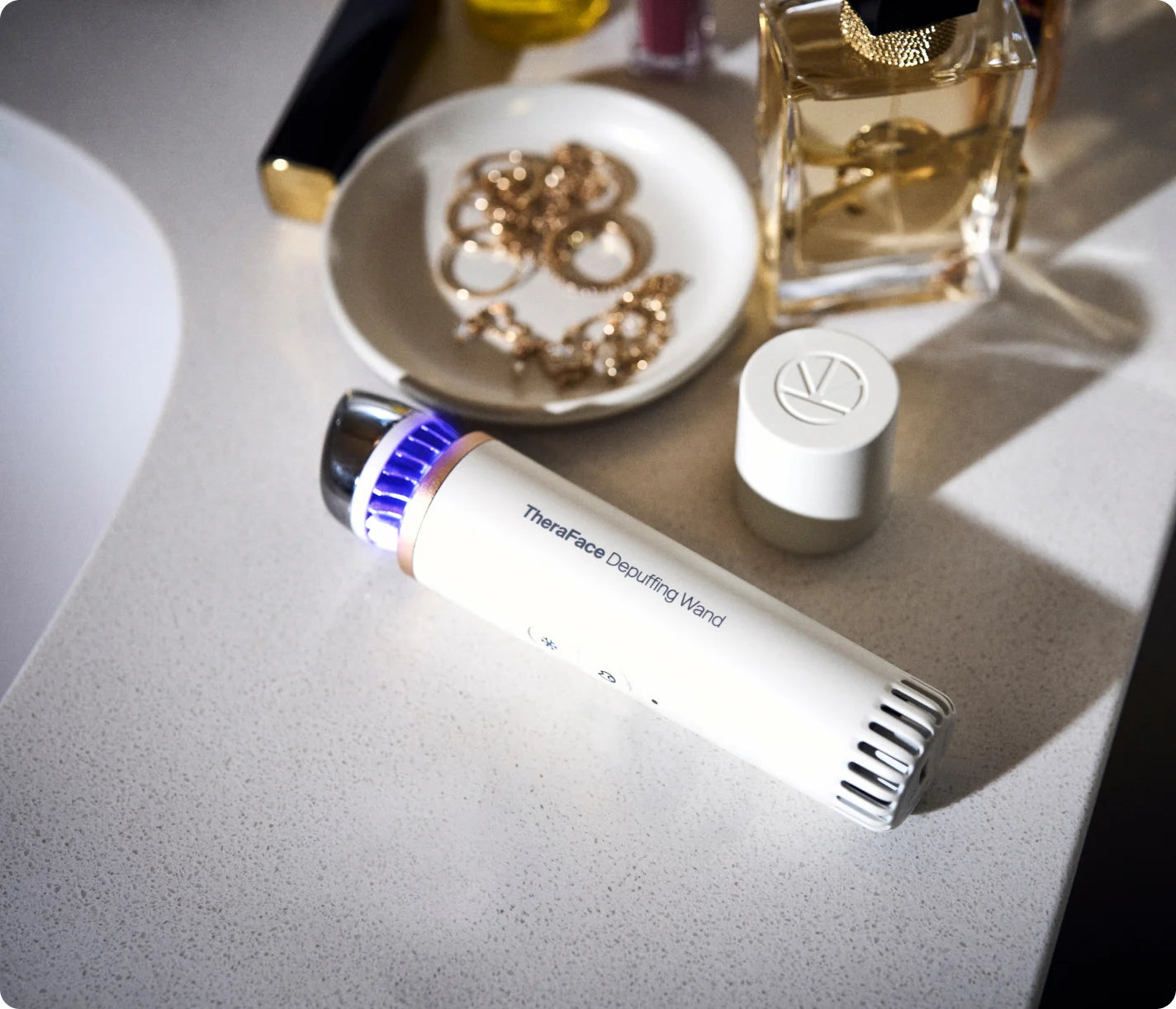 מכשיר עיסוי TheraFace Depuffing